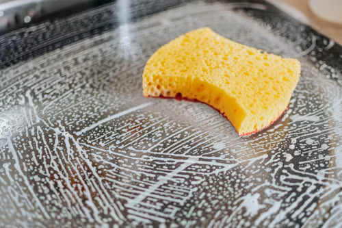 Household Cleaning Sponges: How to Choose the Right Type for Everyday Cleaning