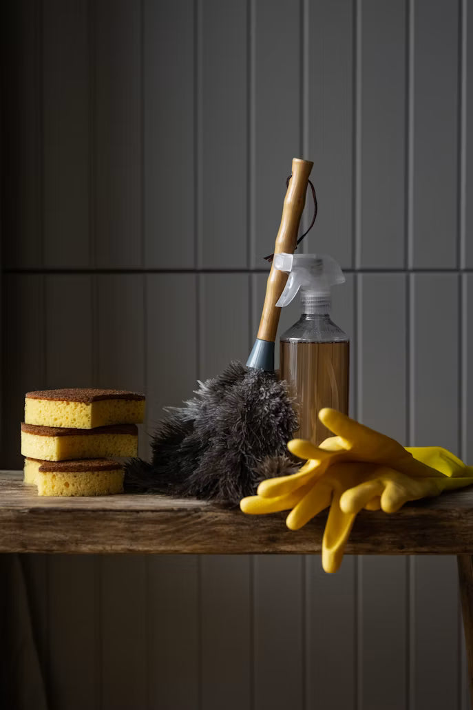 Dusting Tools for Home: A Practical Guide to Cleaning Furniture, Shelves, and High Spaces