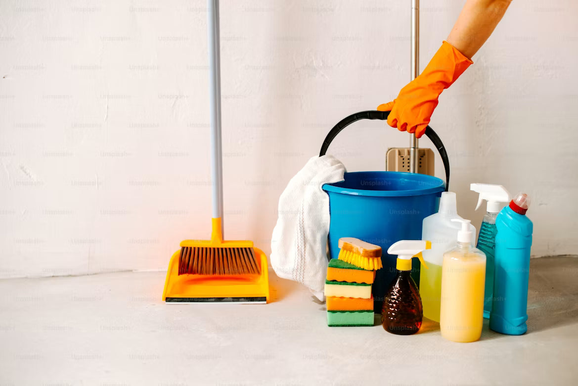 Cleaning Supply Caddy: How to Organize and Carry Everyday Cleaning Essentials