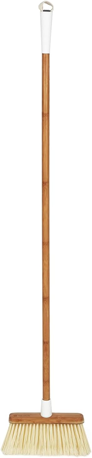 Full Circle Clean Sweep - Bamboo Broom - Angled for Precision in Tight Spaces, with Stiff Flagged Bristles for Indoor & Outdoor Cleaning - Ideal for Pet Hair, Kitchen, Hardwood, and Garage, White