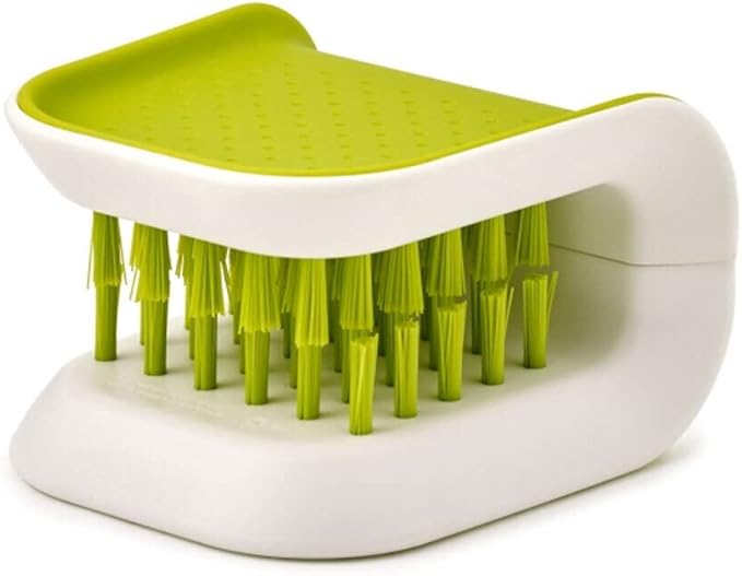 Joseph Joseph 85105 BladeBrush Knife and Cutlery Cleaner Brush Bristle Scrub Kitchen Washing Non-Slip, Green
