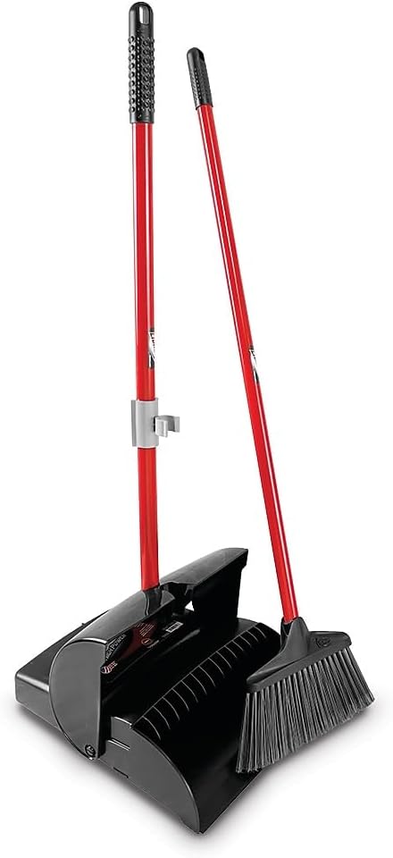 Libman 917 Lobby Broom and Dust Pan (Closed Lid)