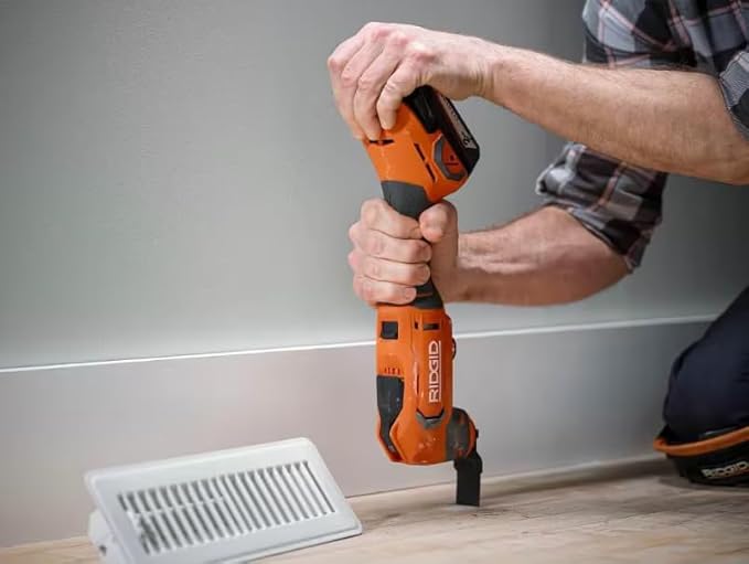Buho Ridgid 18V Cordless Oscillating Multi-Tool Bundle with 2.0 Ah Battery, Charger, 14-Piece Blade Accessory Kit, Tool Bag & Flashlight