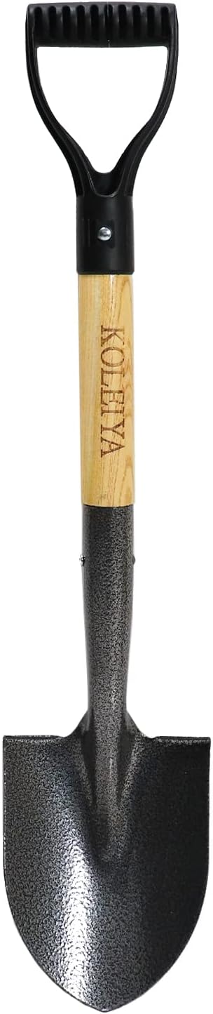 Small Shovel ,Short Handle Shovel ,Overall Length 28 Inches ,Kids Shovels for Digging ,Shovels for Gardening,Metal Sand Shovel, Metal + Wooden