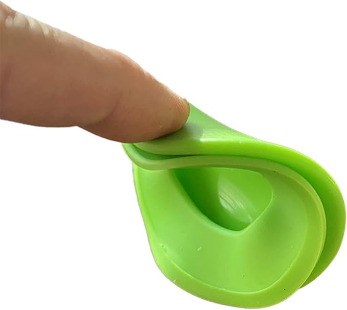 Green Piece® Glass Cleaner 2 Bottle-16 oz (Made in USA) - with Set of 3 Silicone Plugs - Excellent for Scent Proofing and Cleaning