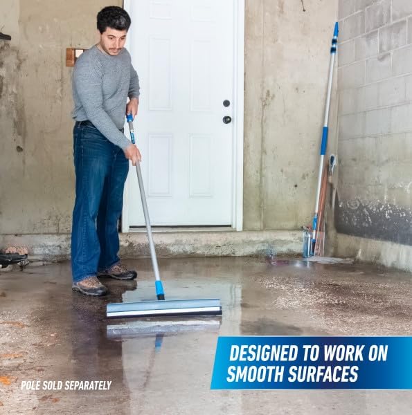 Unger Professional Lock-On 22” Curved AquaDozer, Lightweight Rubber Durable Squeegee for Tile, Smooth Concrete, Basements & Hurricane Clean-Up