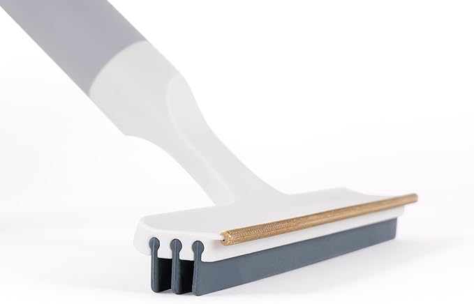 Joseph Joseph CleanTech Carpet Rake, 2-in-1 Manual Tool for Pet Hair & Deep Cleaning on Rugs and Carpet Edges