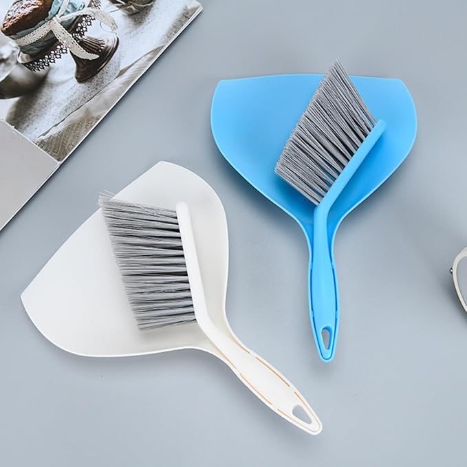 GLEAVI Mini Broom and Dustpan Set, Compact Household Pet Cleaning Tool, Desktop Sweeping Accessory for Home and Office, Portable Handheld Cleaning Supplies