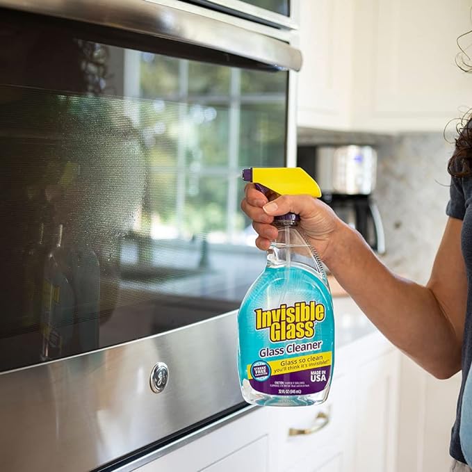 Invisible Glass 92194-2PK Premium Glass and Window Cleaner Spray – Cleans Glass, Windows, Mirrors, Shower Doors, and More – Streak-Free, Ammonia-Free, Tint-Safe – 32 fl oz (Pack of 2)