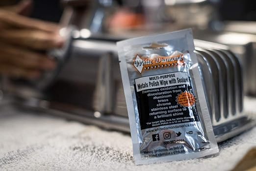 White Diamond Metal Polish with Long Lasting Sealant, Wipe (12 Wipes) is a Cleaner and Polisher All in one. Removes Oxidation and Discoloration from Aluminum, Brass, Chrome and Many Other Metals