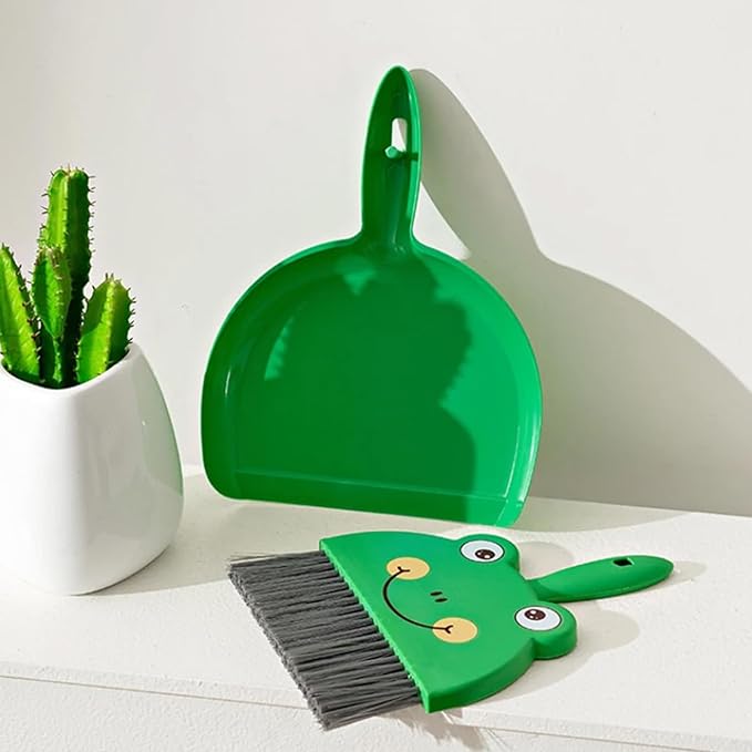 Cute Frog Mini Broom and Dustpan Set, Green Small Dust Pan and Brush Set for Tabletop Desk Keyboard Cleaning, Portable Hand Broom Dustpan for Home Office Dorm Camping