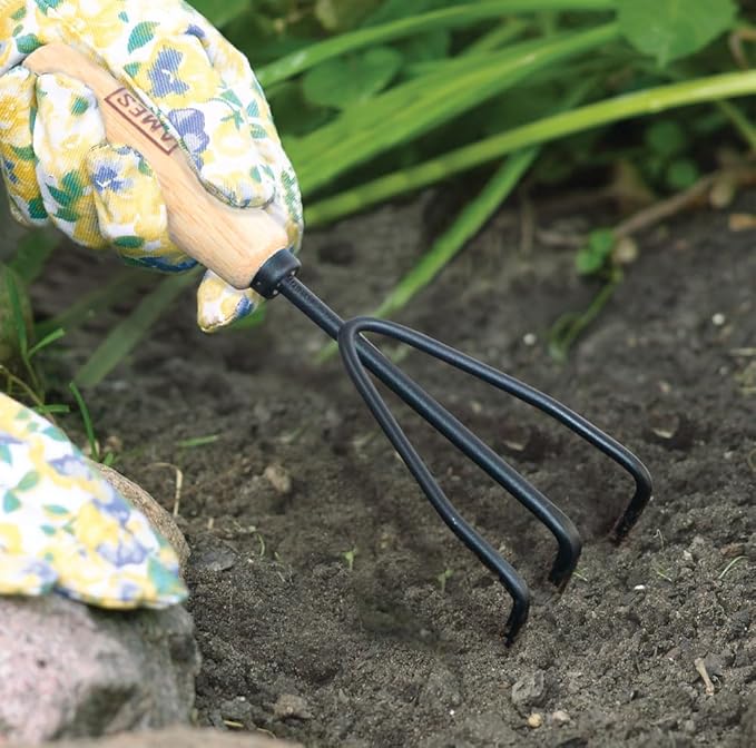 AMES 2446300 Tempered Steel Hand Cultivator with Wood Handle, 11-Inch, Brown