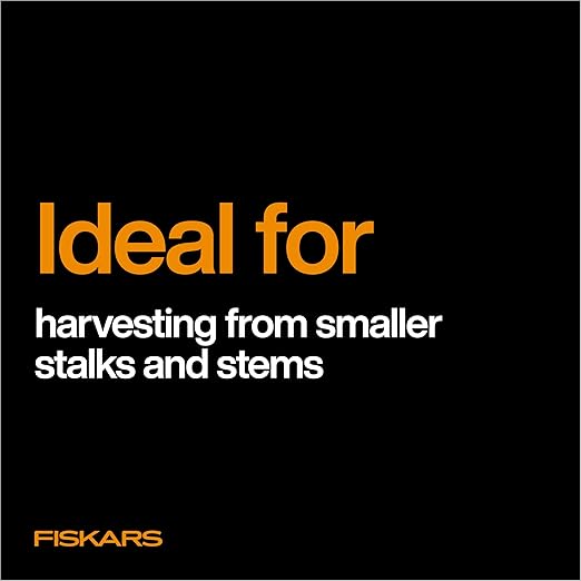 Fiskars Folding Produce Knife, Gardening Tool for Harvesting Produce with Foldable Ergonomic Design, Stainless Steel Curved Blade, Orange