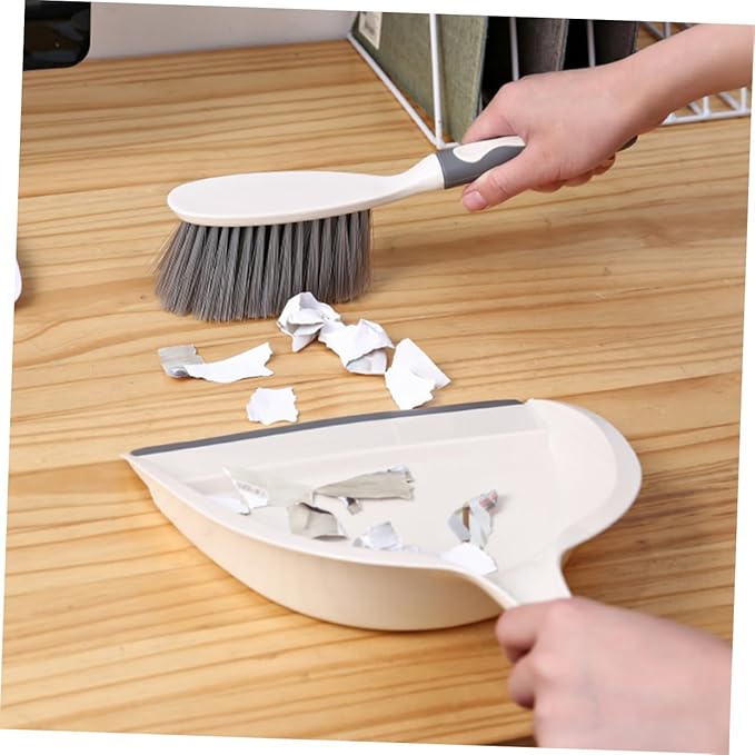 VOSAREA 1Set Mini Hand Broom and Dustpan Set Compact Household Cleaning Accessory for Home Office and Study Miniature Brush with Fine Workmanship for Easy Storage and Portability