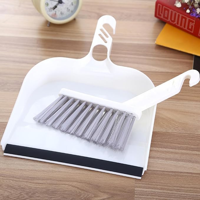 Mini Desktop Broom and Dustpan Set, 2pcs White Handheld Cleaning Kit for Kitchen and Tea Table, Compact Home Sweeping Accessory for Indoor Crumbs and Dust Removal