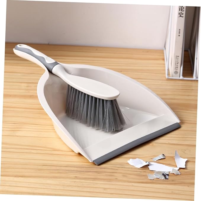 VOSAREA 1Set Mini Hand Broom and Dustpan Set Compact Household Cleaning Accessory for Home Office and Study Miniature Brush with Fine Workmanship for Easy Storage and Portability