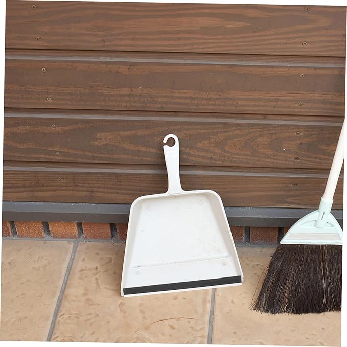 4Pcs Dustpan Rubber Lip Replacement Strips Edge Accessories for Broom Shovel and Garbage Cleaning Tools Easy to Install and Rubber Material