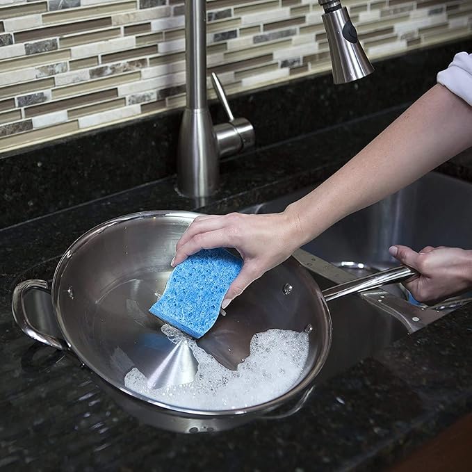 O-Cedar Scrunge Heavy-Duty Scrub Sponge | Odor-Resistant, Multi-Surface Scrubbing Sponge | Lasts 20% Longer Than Regular Sponges, 6 Count (Pack of 2)