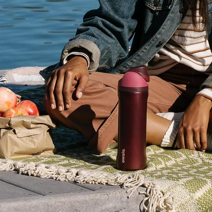 Owala FreeSip Insulated Stainless Steel Water Bottle with Straw, BPA-Free Sports Water Bottle, Great for Travel, 24 Oz, Black Cherry