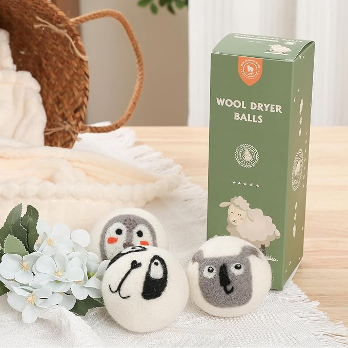 Wool Dryer Balls 3 Pack XL, Natural Fabric Softener New Zealand Wool，Handmade Organic Laundry Dryer Balls, Reusable 1000 Loads,Wrinkles Free, Shorten Drying Time（3 Pack,Animal Pattern）