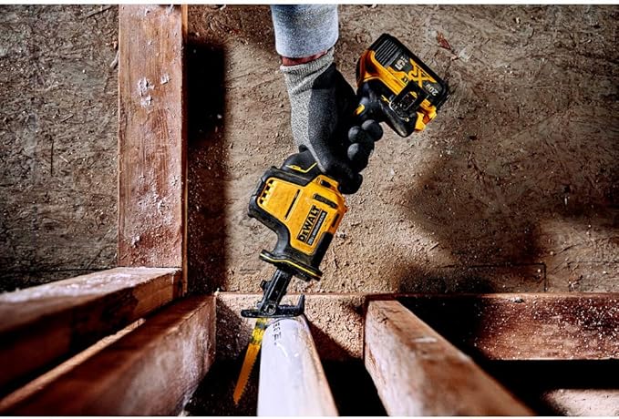 DEWALT ATOMIC 20V MAX* Reciprocating Saw, One-Handed, Cordless, Tool Only (DCS369B)