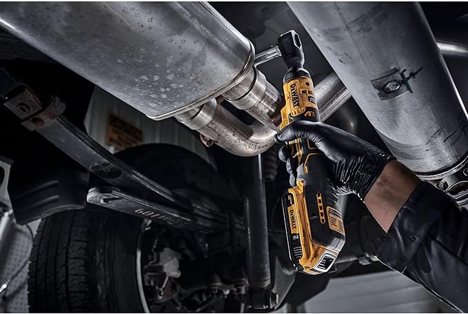 DEWALT ATOMIC 20V MAX* Cordless Ratchet, Brushless, 3/8 in., Tool Only (DCF513B)