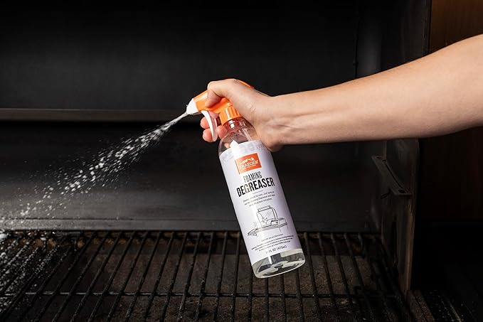 Traeger Grills Deep Cleaning Kit - Exterior Detailing Spray (16oz), Foaming Degreaser (16oz), Grill Scraper & Pad, Microfiber Towels, Nitrile Gloves - Tools for cleaning Grill, Smoker, Oven, Griddle