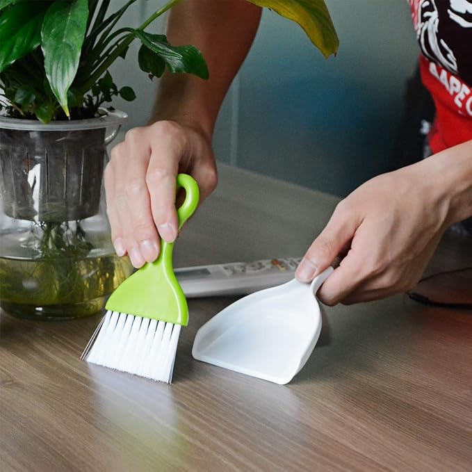 Saim Mini Dustpan and Brush Set, Kids Hand Broom and Dust Pan for Cleaning Table Countertop Keyboard Pets Hair and Small Messes Colour Random, Set of 4