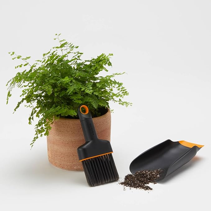 Planting Shovel and Brush. 2-in-1