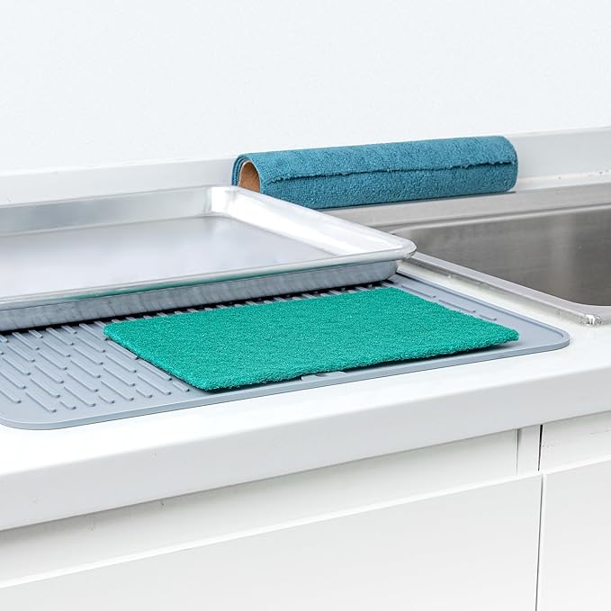 Restaurantware-RW Clean 9 Inch x 6 Inch Scouring Pads, 10 No-Scratch Green Scrub Pads - Heavy-Duty, No-Abrasive, Green Polyester Scrub Pads For Cleaning, For Scraping, Cleaning, Or Scrubbing,