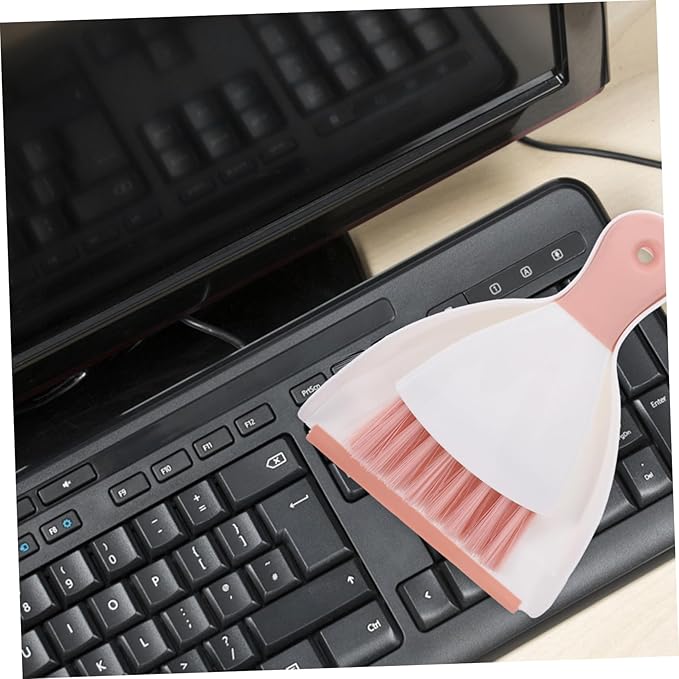minkissy 2pcs Guinea Pig Accessories Cleaning Set Cage Broom Dustpan Nest Cleaning Tools Portable Household Supplies Random Color