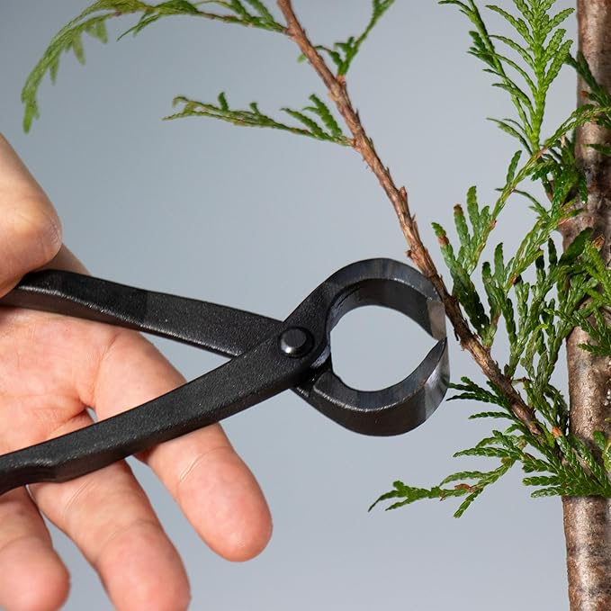 Wazakura Hand Forged Bonsai Root Cutter MADE IN JAPAN 6.7 inch (170 mm), Black Carbon Steel Bonsai Tree Cutter for Branch and Roots, Multipurpose Japanese Gardening Tools (Wave-Grip)