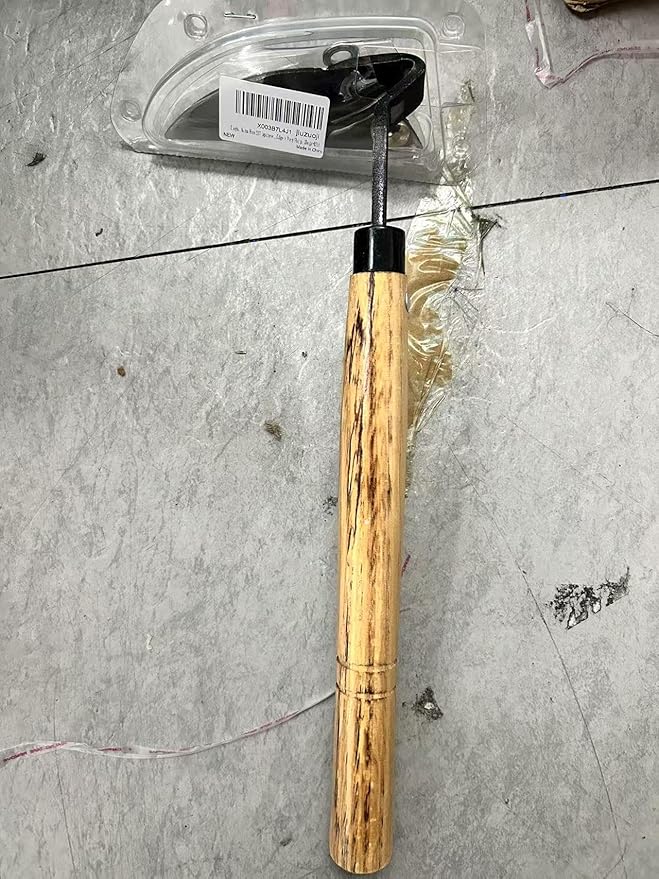 Kana Hoe 217 Japanese Garden Tool - Hand Hoe/Sickle is Perfect for Weeding and Cultivating. The Blade Edge is Very Sharp.Right-Handed