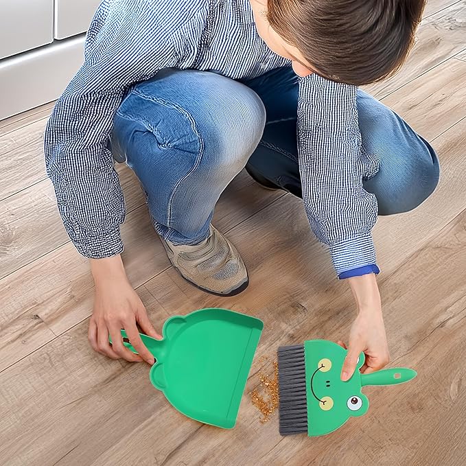 Green Small Dustpan and Brush Set Cute Mini Hand Broom and Dustpan Set Portable Durable Desktop Cleaning Supplies for Tabletop Debris Keyboards