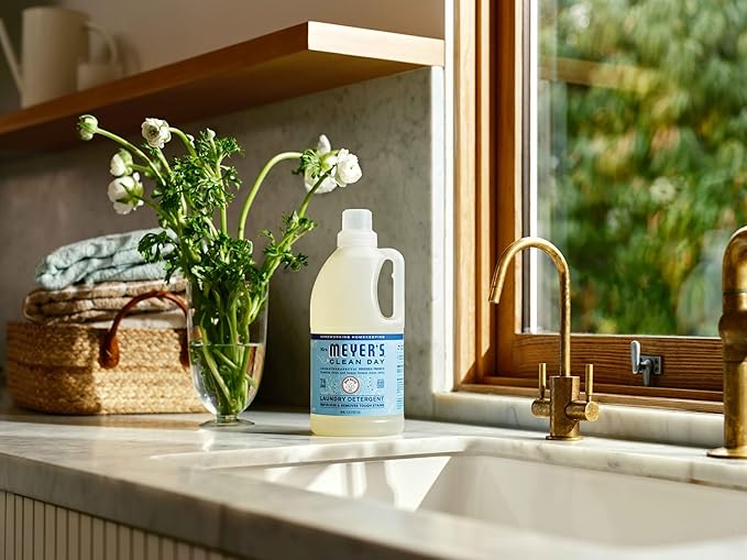 MRS. MEYER'S CLEAN DAY Liquid Laundry Detergent, Infused with Essential Oils, Rain Water, 64 oz - Pack of 2 (128 Loads)