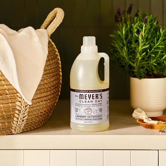 MRS. MEYER'S CLEAN DAY Liquid Laundry Detergent, Infused with Essential Oils, Lavender, 64 oz (64 Loads)