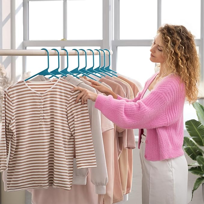 Plastic Hangers 20 Pack Blue - Clothes Hangers - Makes The Perfect Coat Hanger and General Space Saving Clothes Hangers for Closet - Percheros Ganchos para Colgar Ropa Hangars