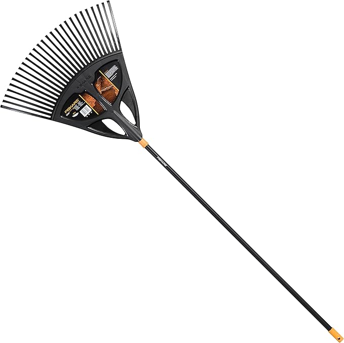 Fiskars Solid Leaf Rake XL, 27 prongs, Width: 65 cm, Plastic prongs/Aluminium Handle, Black/Orange, 1015645