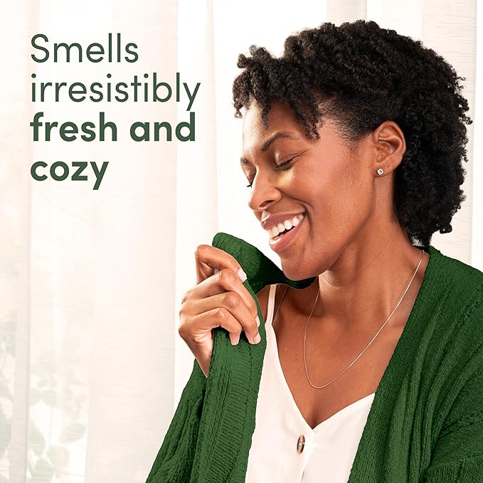 Downy Cozy Collection In-Wash Laundry Scent Booster Beads, Pistachio Cream Scent, 7.8 oz, Limited Edition Laundry Beads