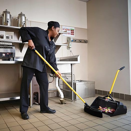 Rubbermaid Commercial Products Maximizer Heavy Duty Upright Debris/Dust Pan, Yellow, for Indoor/Outdoor Debris Collection