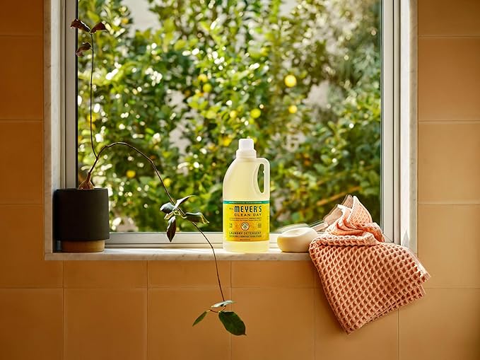 MRS. MEYER'S CLEAN DAY Laundry Detergent,Honeysuckle,64 Fluid Ounce,(Pack of 2)