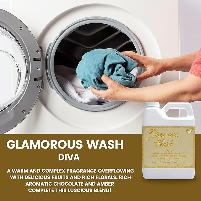 Worldwide Nutrition Bundle Compatible with Tyler Candle Company Glamorous Wash Diva Laundry Liquid Detergent - Diva Scented Luxury Detergent - Hand and Machine Washable - 907g (32 Fl oz) with Keychain