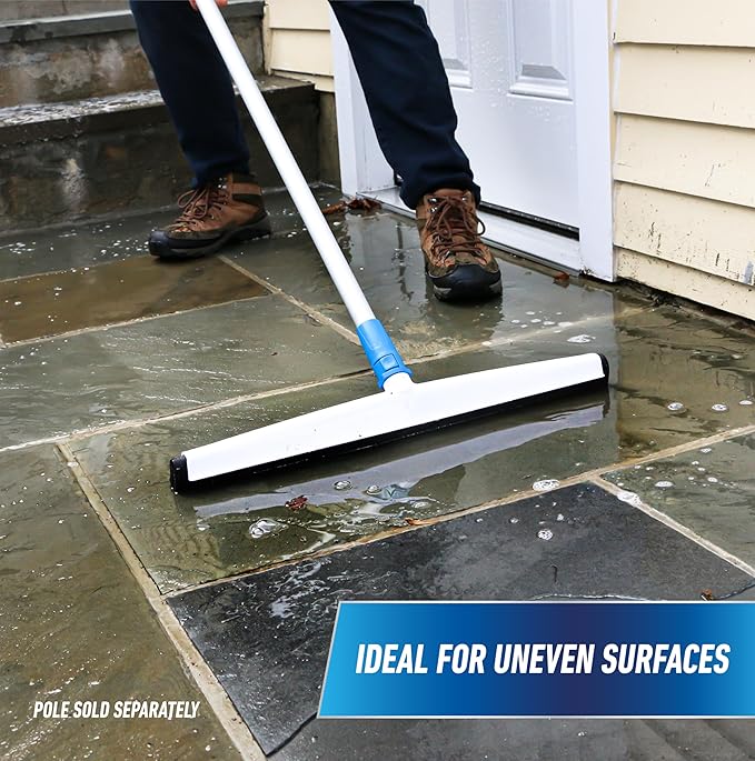 Unger - 961350 Professional AquaFlex Uneven Surface Floor Squeegee with Splash Guard, 22"