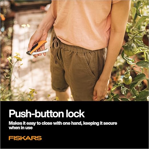Fiskars Folding Produce Knife, Gardening Tool for Harvesting Produce with Foldable Ergonomic Design, Stainless Steel Curved Blade, Orange
