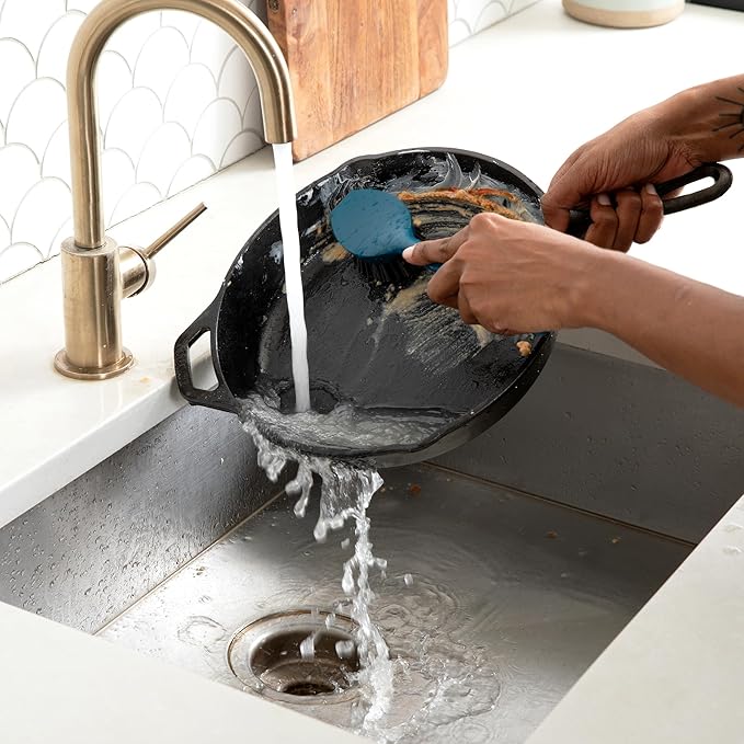 Full Circle Clean Ocean, Heavy Duty Dish Brush, Tough Bristles and Built-in Scraper, Perfect for Cast Iron, Sustainably Made 100% From Recycled Ghost Fishing Nets