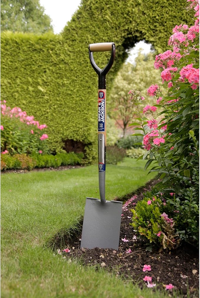 Spear & Jackson Neverbend Professional Treaded Digging Spade – Heavy-Duty Forged Carbon Steel Garden Spade for Tough Soil and Precision Digging