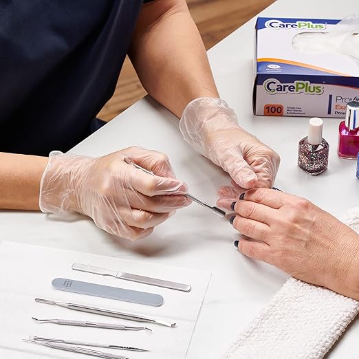 CARE PLUS Latex-Free Vinyl Gloves Clear Medium Size 100 Count | Heavy Duty, Non-Sterile, Powder-Free, Rubber | Food Prep, Kitchen & Cleaning Gloves, Ideal for Professional Use