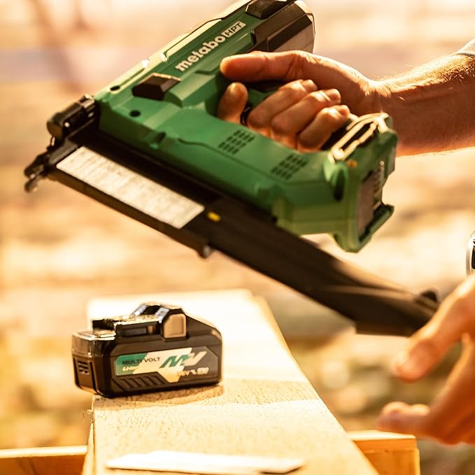 Metabo HPT 18V MultiVolt Compact Cordless Brad Nailer Kit, 18 Gauge Nailer with Power Tool 2.0Ah Lithium Ion Battery, Drives 5/8" to 2" Brad Nails, 700 per Charge, NT1850DG