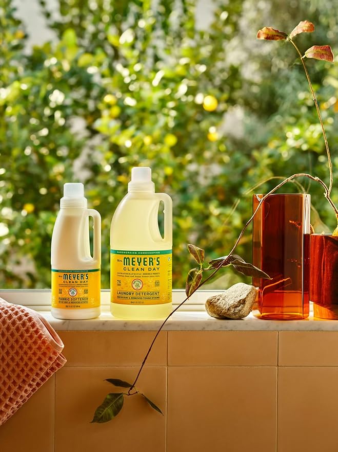MRS. MEYER'S CLEAN DAY Laundry Detergent,Honeysuckle,64 Fluid Ounce,(Pack of 2)