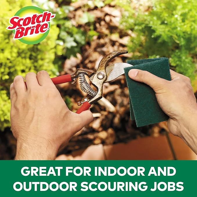Scotch-Brite Heavy Duty Scour Pads, 6 in. x 3.8 in. (Green) / 2-Pack